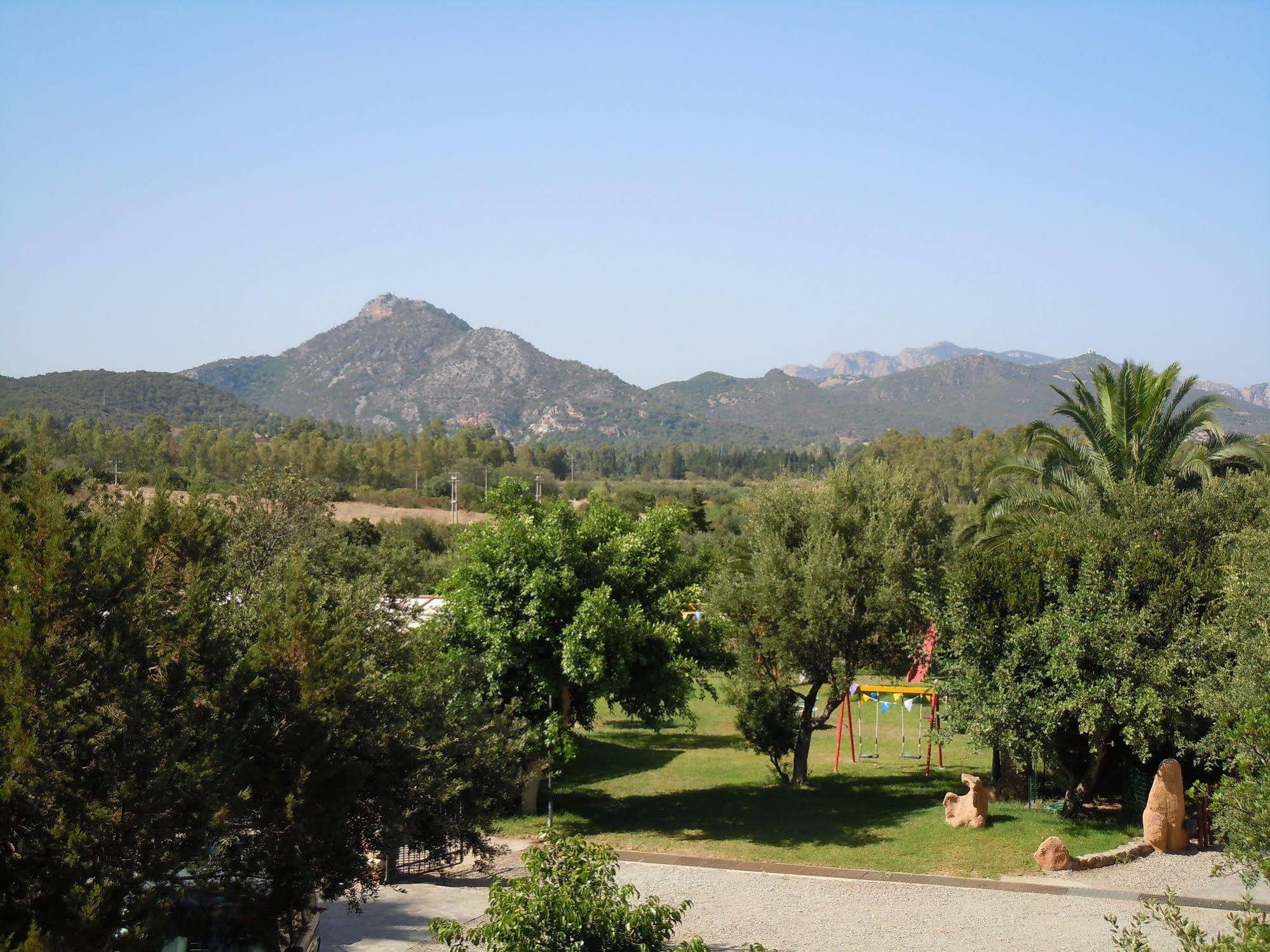 Hotel Il Castello à Villaputzu Extérieur photo